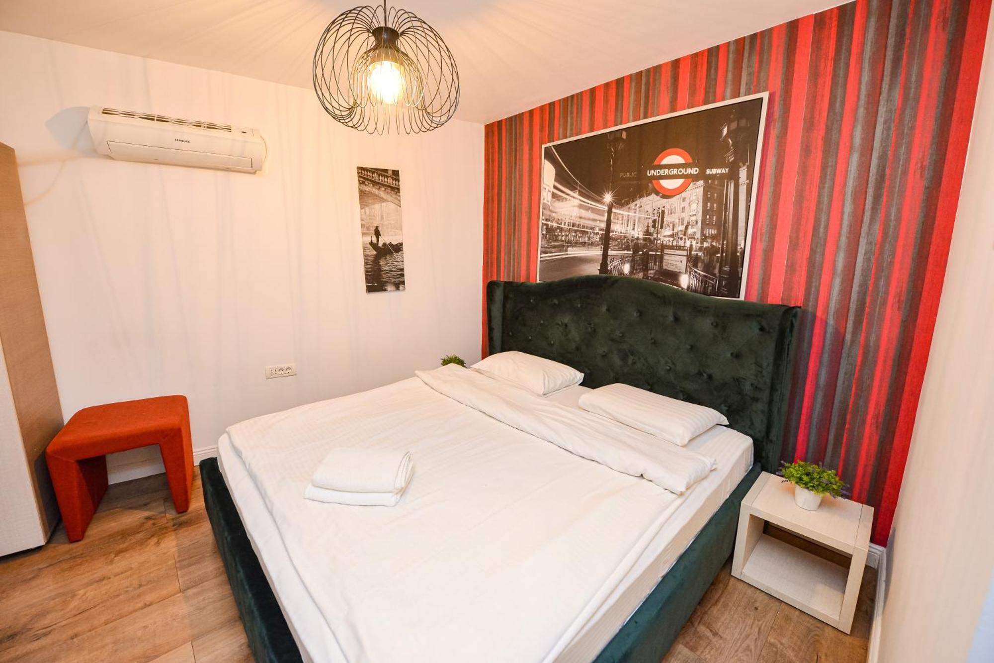 The Lincoln Suites - Central Shabbat Friendly Apartments Bukarest Exterior foto