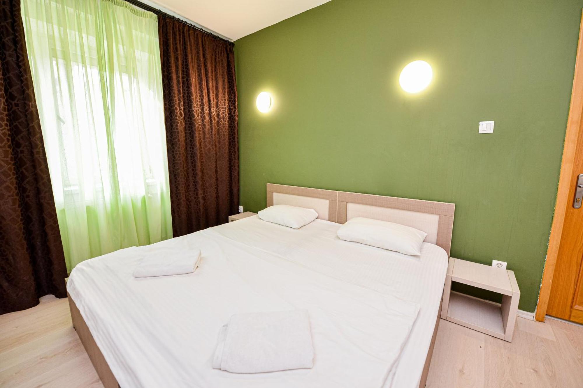 The Lincoln Suites - Central Shabbat Friendly Apartments Bukarest Exterior foto