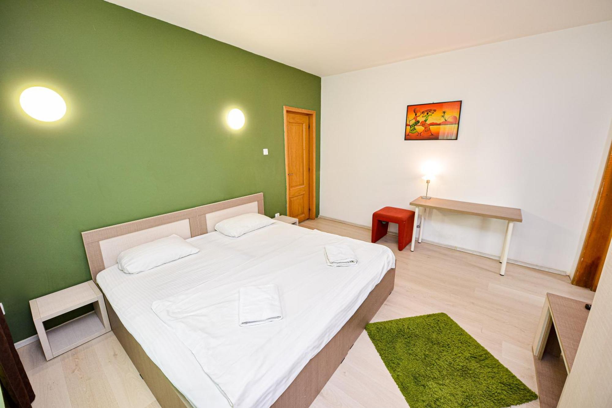 The Lincoln Suites - Central Shabbat Friendly Apartments Bukarest Exterior foto