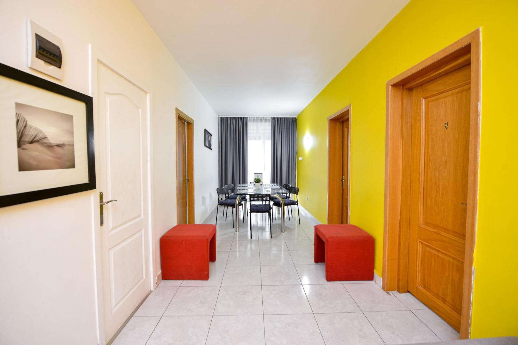The Lincoln Suites - Central Shabbat Friendly Apartments Bukarest Exterior foto