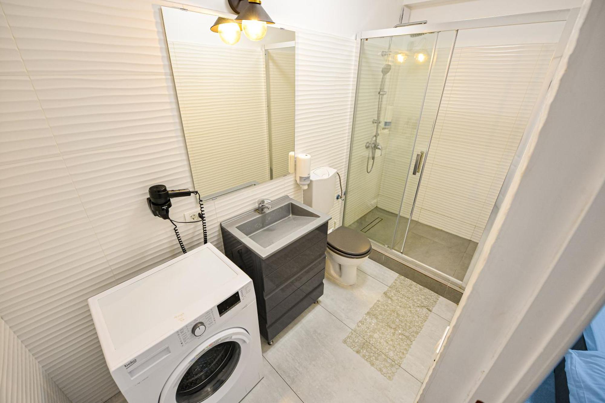 The Lincoln Suites - Central Shabbat Friendly Apartments Bukarest Exterior foto