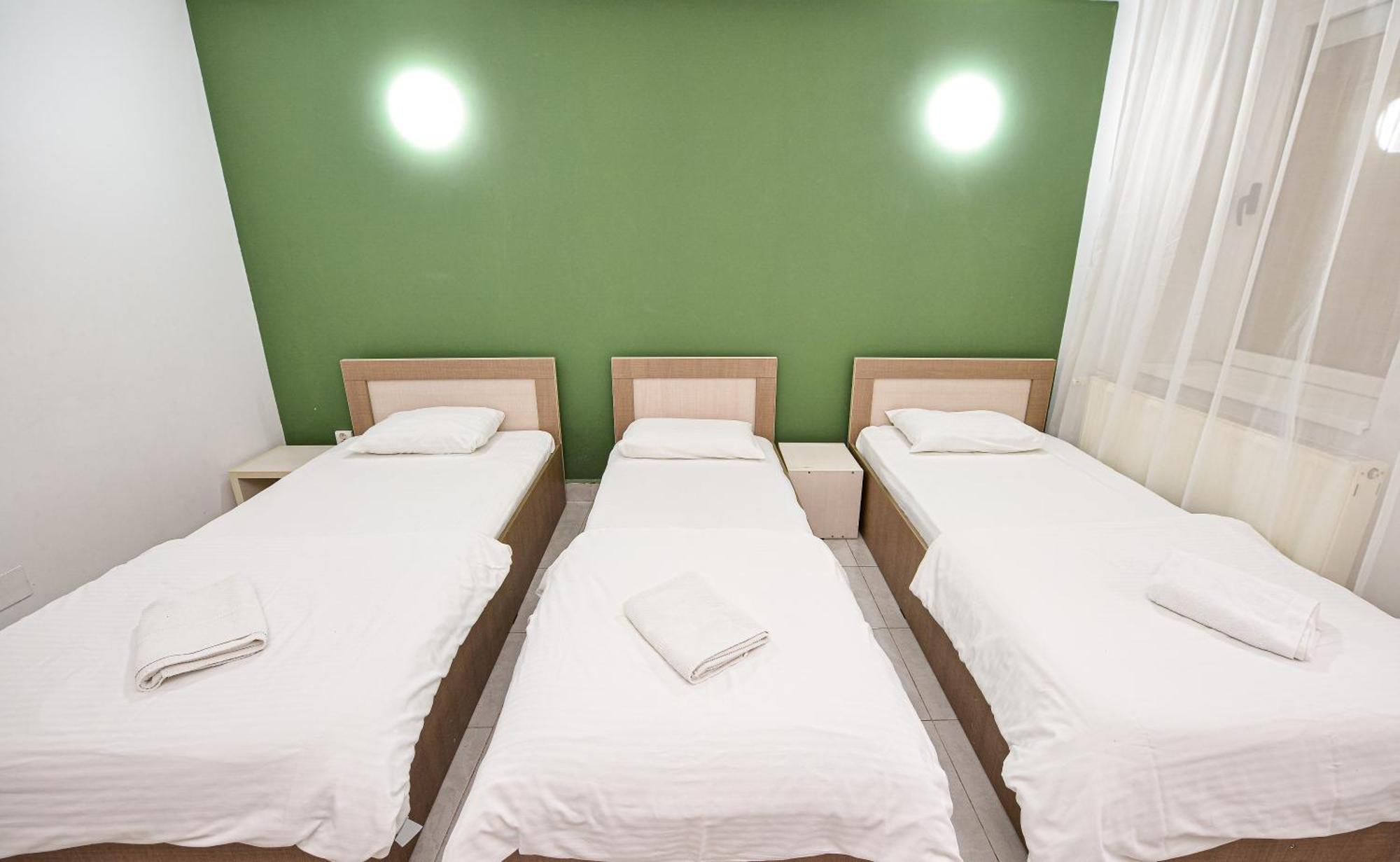 The Lincoln Suites - Central Shabbat Friendly Apartments Bukarest Exterior foto